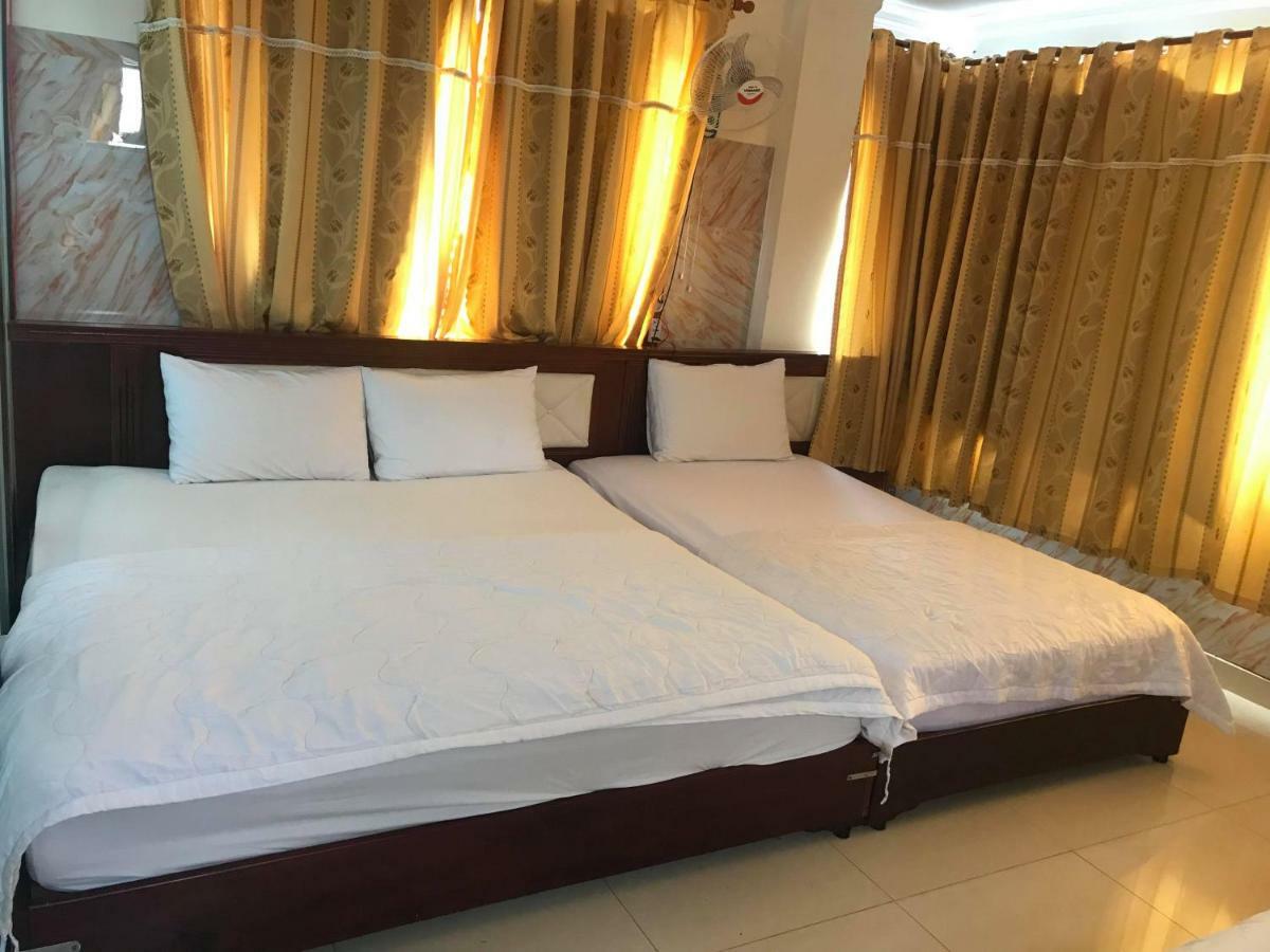 Ánh Sương Hotel Vung Tau Esterno foto